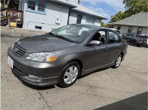 2004 Toyota Corolla S