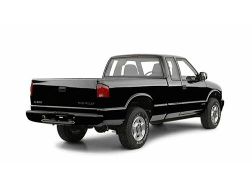 2001 Chevrolet S-10 Base