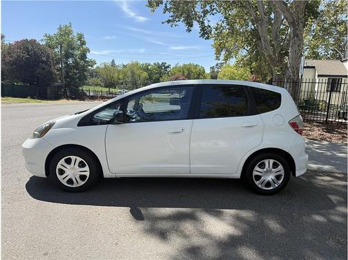 White 2010 Honda Fit Base