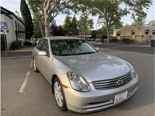 Silver 2004 INFINITI G35 Base