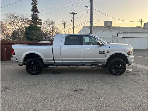 2017 RAM 2500 Laramie Mega Cab 4x4 6'4' Box