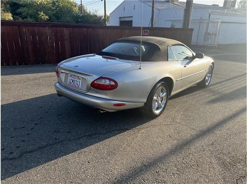 1998 Jaguar XK8 