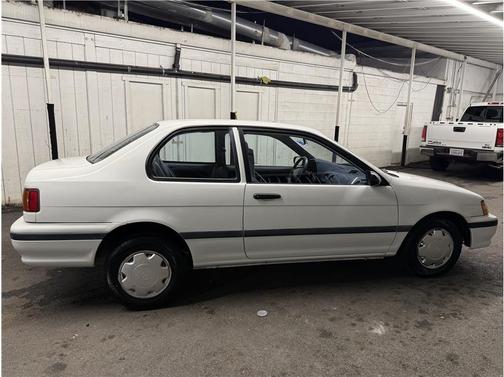 1993 Toyota Tercel DX Sedan