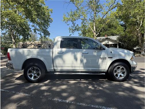 White 2018 RAM 1500 Laramie