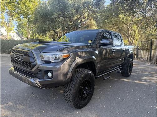 Gray 2018 Toyota Tacoma TRD Sport