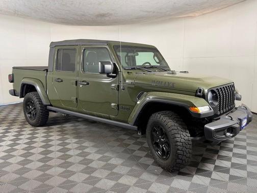 Sarge Green Clearcoat 2023 Jeep Gladiator Sport