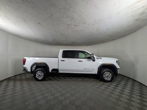 Summit White 2026 GMC Sierra 2500 Pro