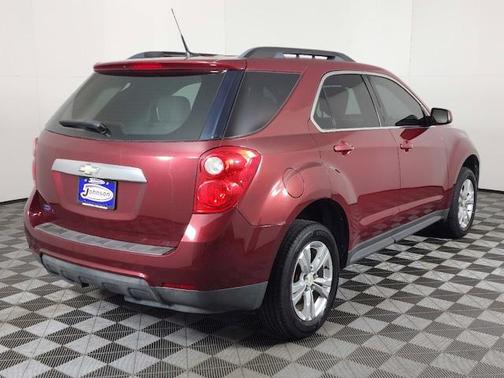 Photo 5 of 27 of 2011 Chevrolet Equinox LT