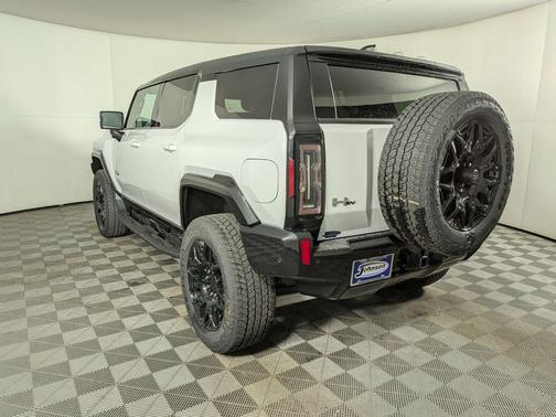 2025 GMC HUMMER EV SUV 2X