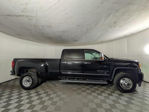 2018 GMC Sierra 3500 Denali