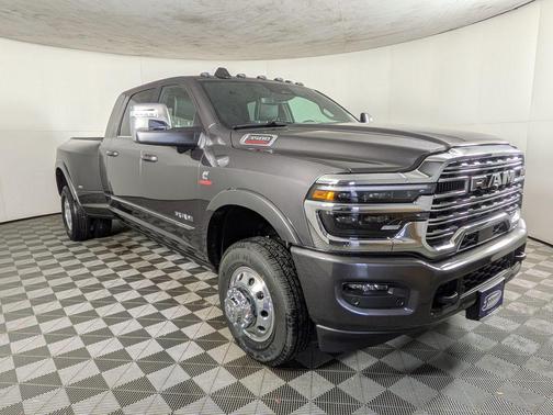 2026 RAM 3500 Limited