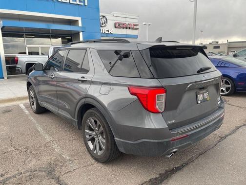 Gray Metallic 2021 Ford Explorer XLT
