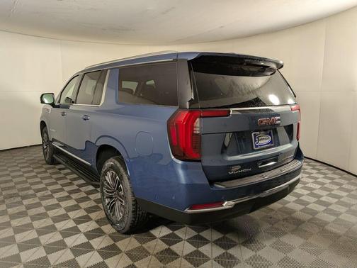 2025 GMC Yukon XL Elevation
