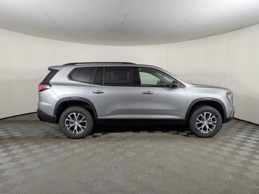 2025 GMC Acadia AT4