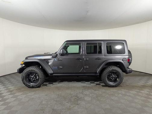 2025 Jeep Wrangler 4xe Sport