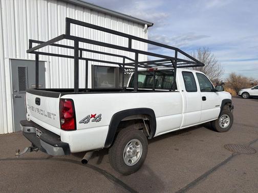 2004 Chevrolet Silverado 2500 Work Truck H/D Extended Cab