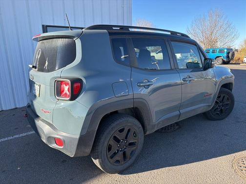 2018 Jeep Renegade Trailhawk