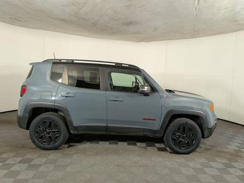 2018 Jeep Renegade Trailhawk