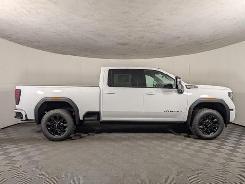 2026 GMC Sierra 2500 AT4