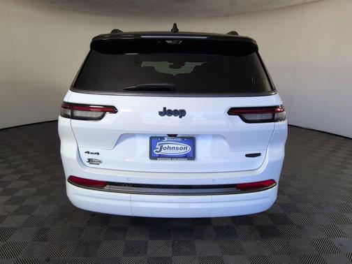 Bright White Clearcoat 2026 Jeep Grand Cherokee L Summit