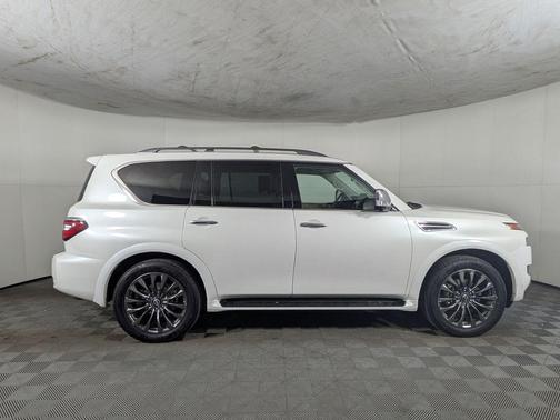 2023 Nissan Armada Platinum