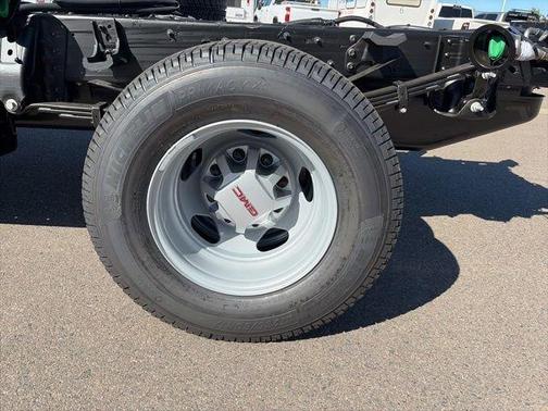 2026 GMC Sierra 3500 Pro