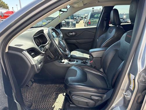 2016 Jeep Cherokee Trailhawk