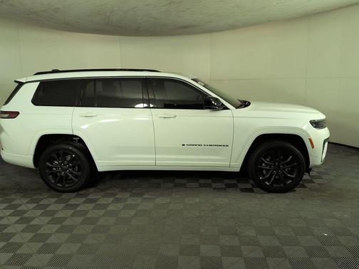 Bright White Clearcoat 2026 Jeep Grand Cherokee L Limited