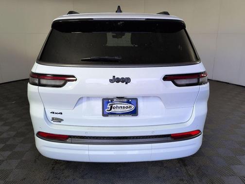Bright White Clearcoat 2026 Jeep Grand Cherokee L Limited