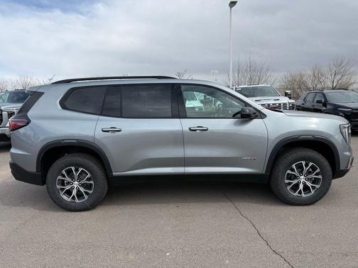 2025 GMC Acadia AT4