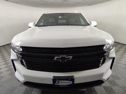 Summit White 2022 Chevrolet Suburban RST
