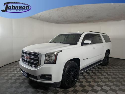 Summit White 2019 GMC Yukon XL SLT SUV