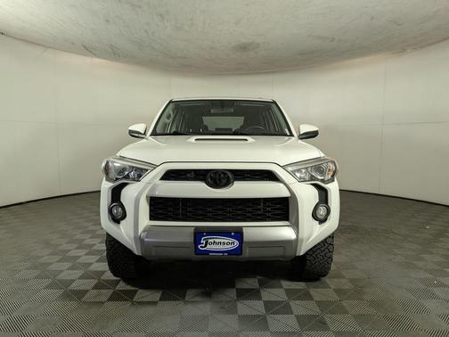 Super White 2018 Toyota 4Runner Sport