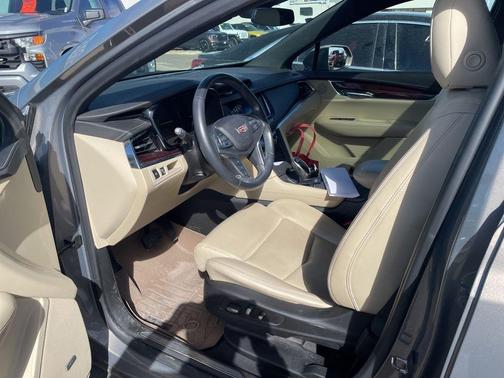 2017 Cadillac XT5 Premium Luxury