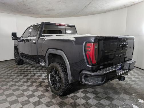 2024 GMC Sierra 2500 AT4