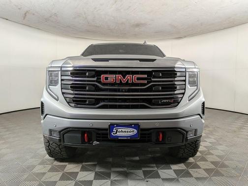 Sterling 2024 GMC Sierra 1500 AT4