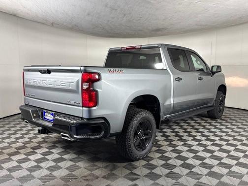 Sterling Gray Metallic 2026 Chevrolet Silverado 1500 Custom Trail Boss