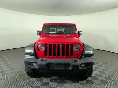 2020 Jeep Gladiator Sport