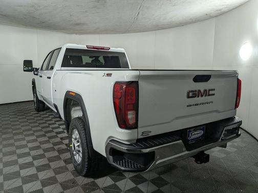 Summit White 2026 GMC Sierra 2500 Pro