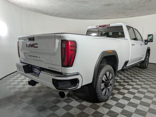 2025 GMC Sierra 3500 Denali