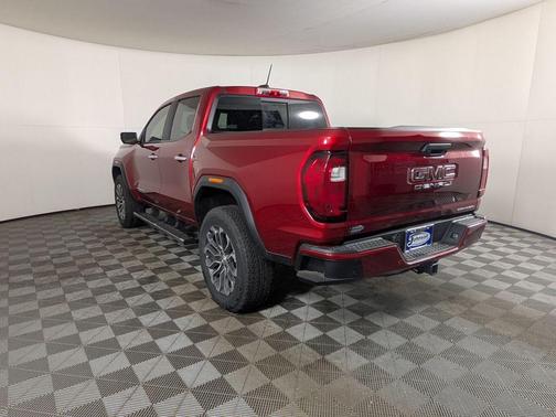 2025 GMC Canyon Denali
