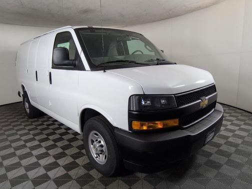 Summit White 2026 Chevrolet Express 2500 Work Van