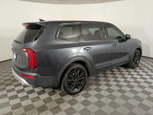 2022 Kia Telluride LX
