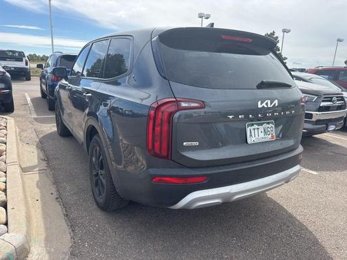 2022 Kia Telluride LX