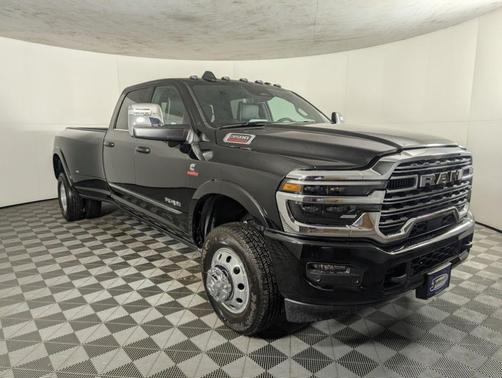 2026 RAM 3500 Limited