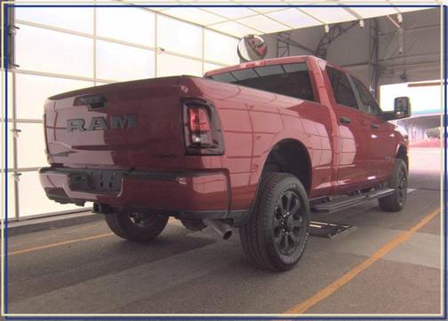 Molten Red Pearlcoat 2026 RAM 2500 Big Horn