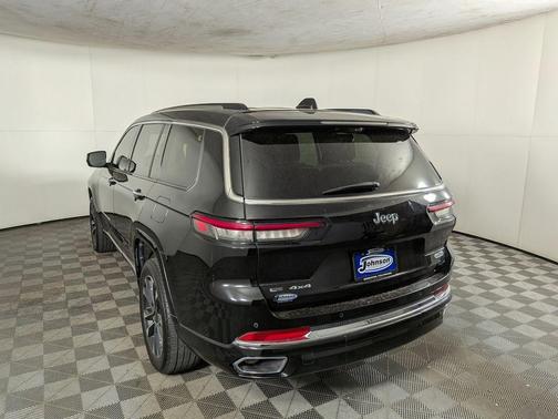 Diamond Black 2021 Jeep Grand Cherokee L Overland