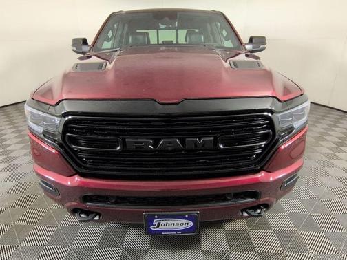 Delmonico Red Pearlcoat 2023 RAM 1500 Limited