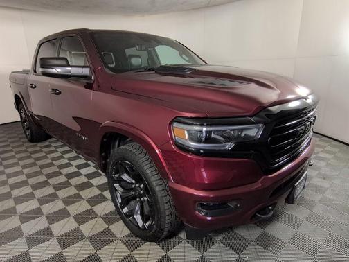 Delmonico Red Pearlcoat 2023 RAM 1500 Limited