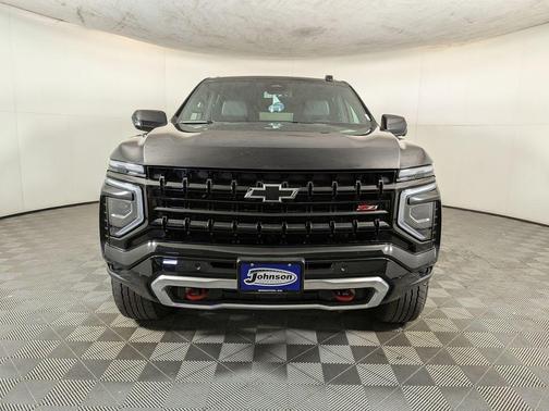 Black 2025 Chevrolet Suburban Z71